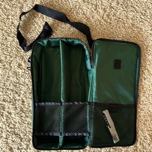 Insulated picnic wine tote